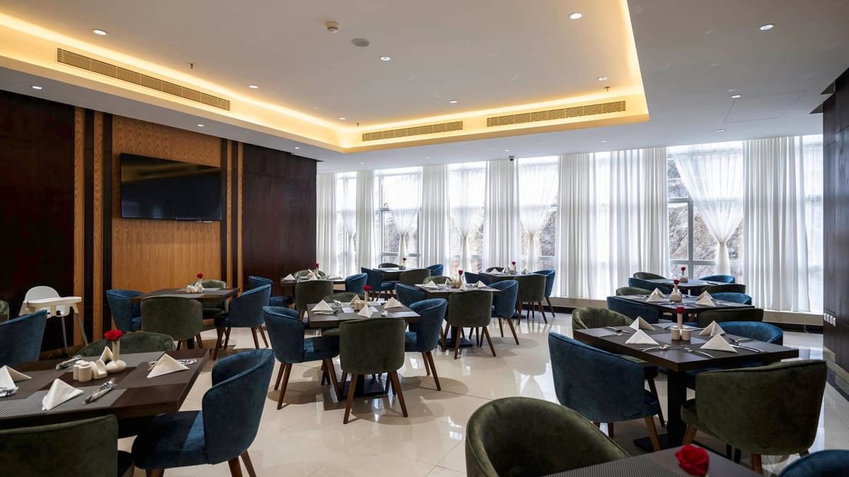 mountain-view-restaurant-1_wide